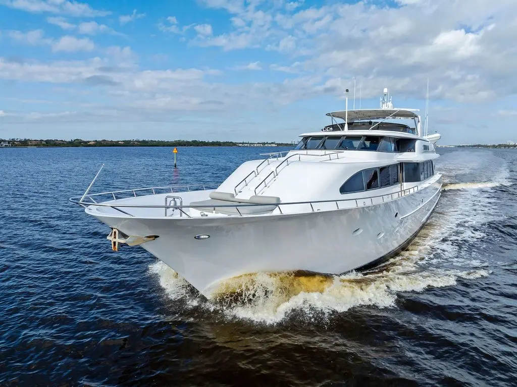 CHECKERED PAST 1999 Westport 112 Yacht For Sale in Daytona Beach FL CHECKERED PAST 1999 Westport 112 Yacht For Sale in Daytona Beach FL