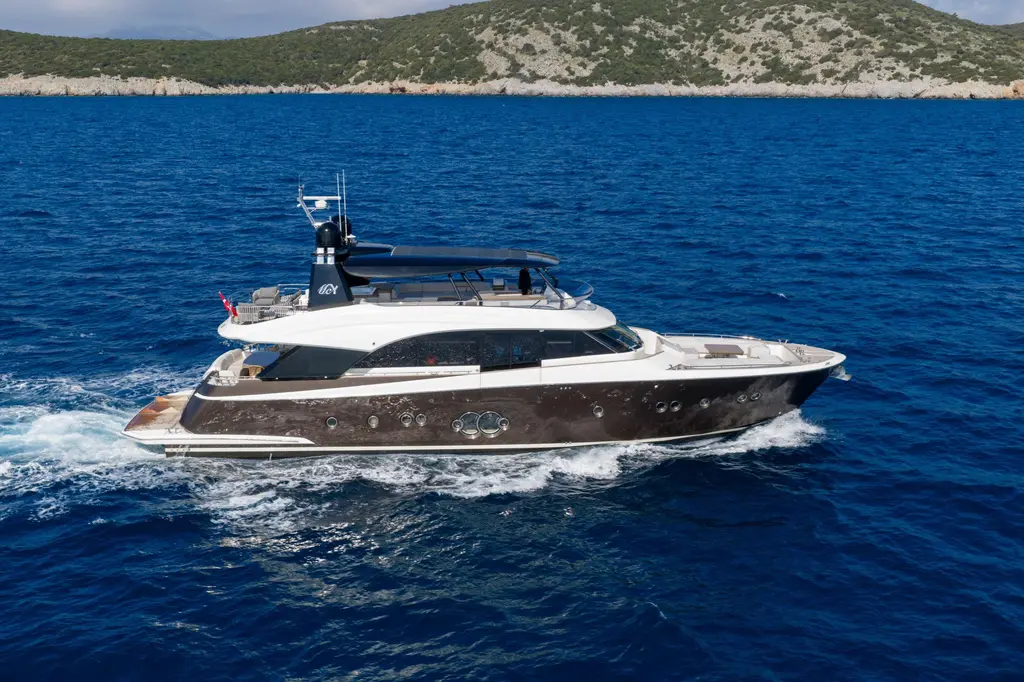 BELLA LUNA 2015 Monte Carlo Yachts MCY 86 Yacht For Sale in Bodrum BELLA LUNA 2015 Monte Carlo Yachts MCY 86 Yacht For Sale in Bodrum
