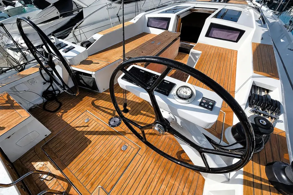 2020 Grand Soleil 42 LC Yacht For Sale in Antibes 2020 Grand Soleil 42 LC Yacht For Sale in Antibes