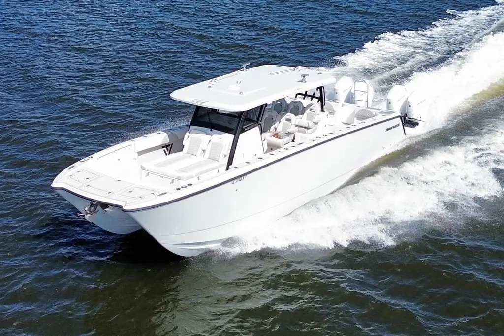 White Hull 2025 Twin Vee 400 GFX2 CC Yacht For Sale in Stuart FL White Hull 2025 Twin Vee 400 GFX2 CC Yacht For Sale in Stuart FL