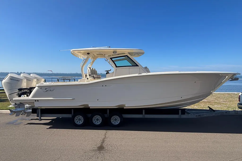 2026 Scout 357 LXF Yacht For Sale in Sarasota FL 2026 Scout 357 LXF Yacht For Sale in Sarasota FL