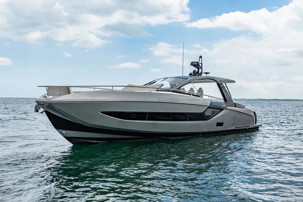 QUATTRO CAVALLI 2021 Azimut Verve 47 Yacht For Sale in Miami Beach FL QUATTRO CAVALLI 2021 Azimut Verve 47 Yacht For Sale in Miami Beach FL