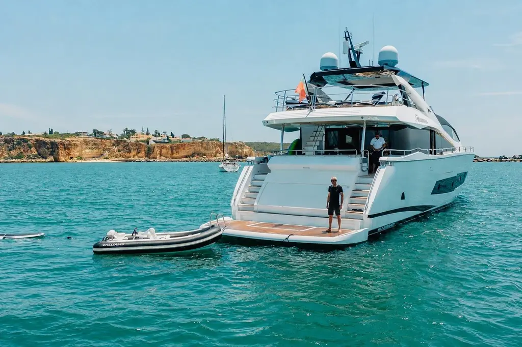 2015 Sunseeker 86 Yacht Yacht For Sale in Cartagena ES-MU 2015 Sunseeker 86 Yacht Yacht For Sale in Cartagena ES-MU