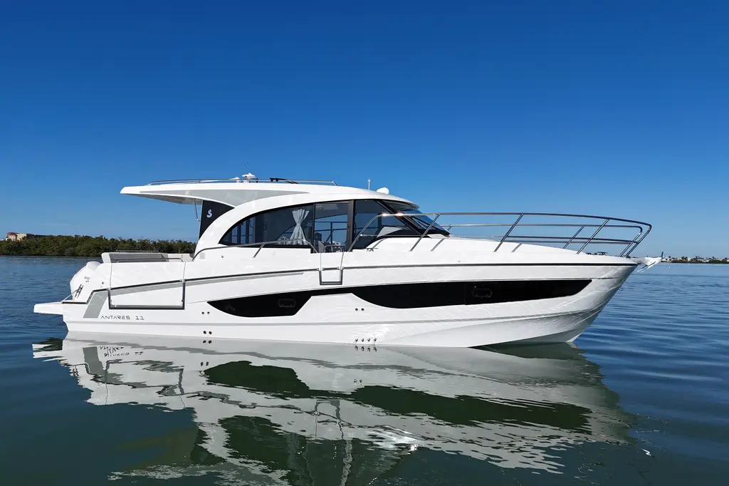 2026 Beneteau Antares 11 Yacht For Sale in Sarasota FL 2026 Beneteau Antares 11 Yacht For Sale in Sarasota FL