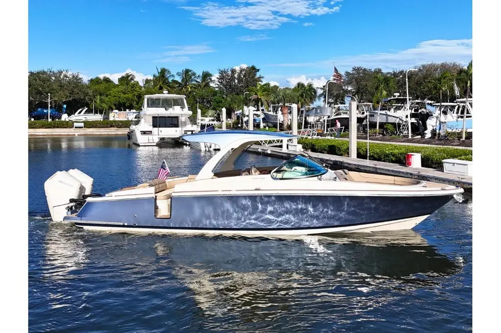 2026 Chris-Craft Launch 35 GT Yacht For Sale in Naples FL 2026 Chris-Craft Launch 35 GT Yacht For Sale in Naples FL