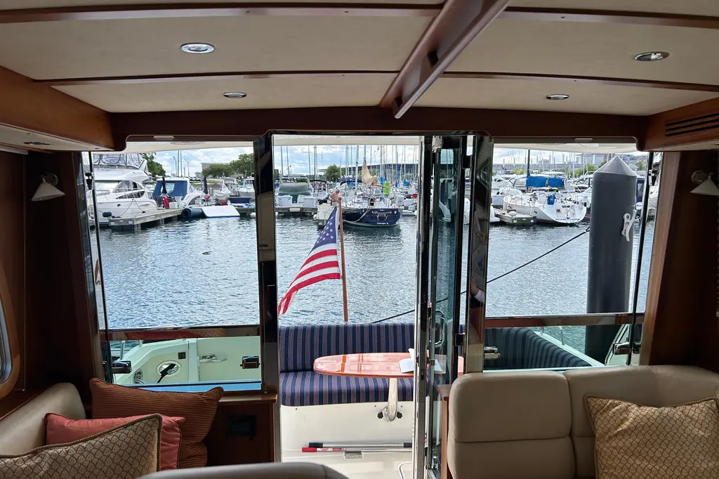 MARETIME 2016 Sabre 42 Salon Express Yacht For Sale in Chicago IL MARETIME 2016 Sabre 42 Salon Express Yacht For Sale in Chicago IL