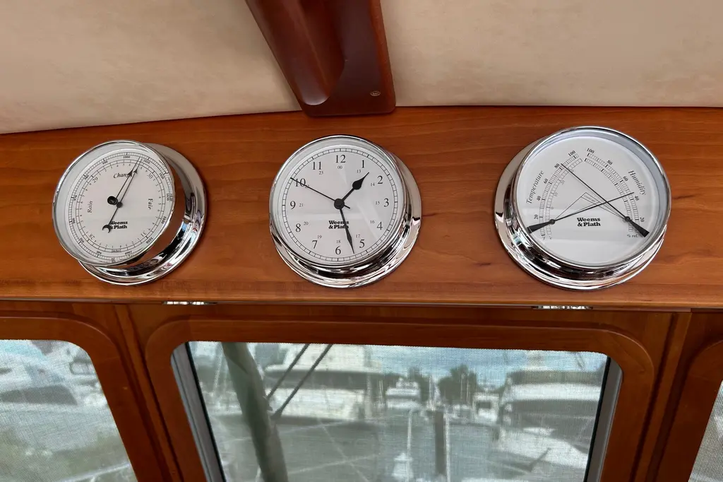 MARETIME 2016 Sabre 42 Salon Express Yacht For Sale in Chicago IL MARETIME 2016 Sabre 42 Salon Express Yacht For Sale in Chicago IL
