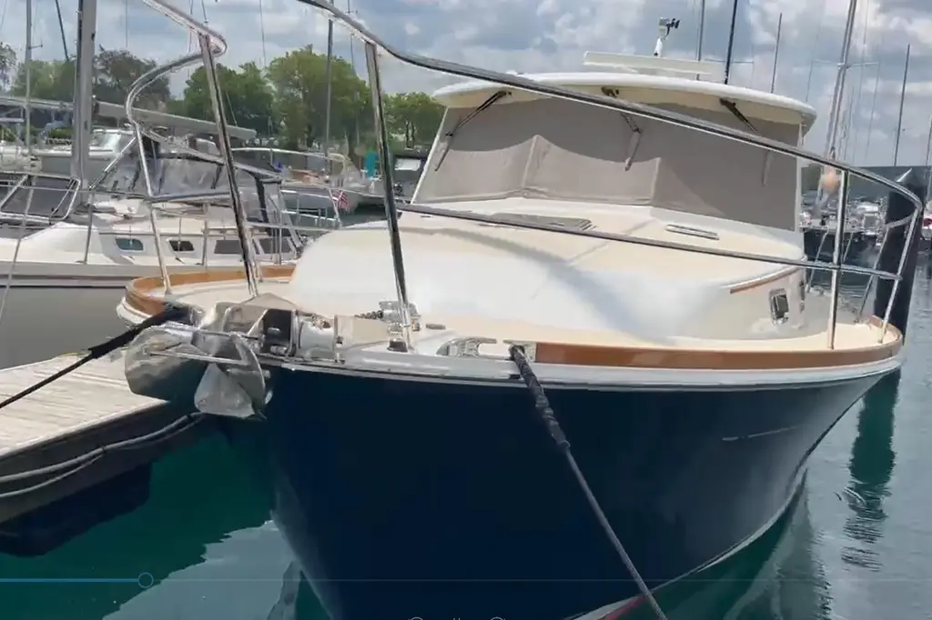 MARETIME 2016 Sabre 42 Salon Express Yacht For Sale in Chicago IL MARETIME 2016 Sabre 42 Salon Express Yacht For Sale in Chicago IL