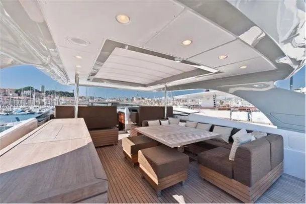 2010 Sanlorenzo SL 88 Yacht For Sale in Nice 2010 Sanlorenzo SL 88 Yacht For Sale in Nice