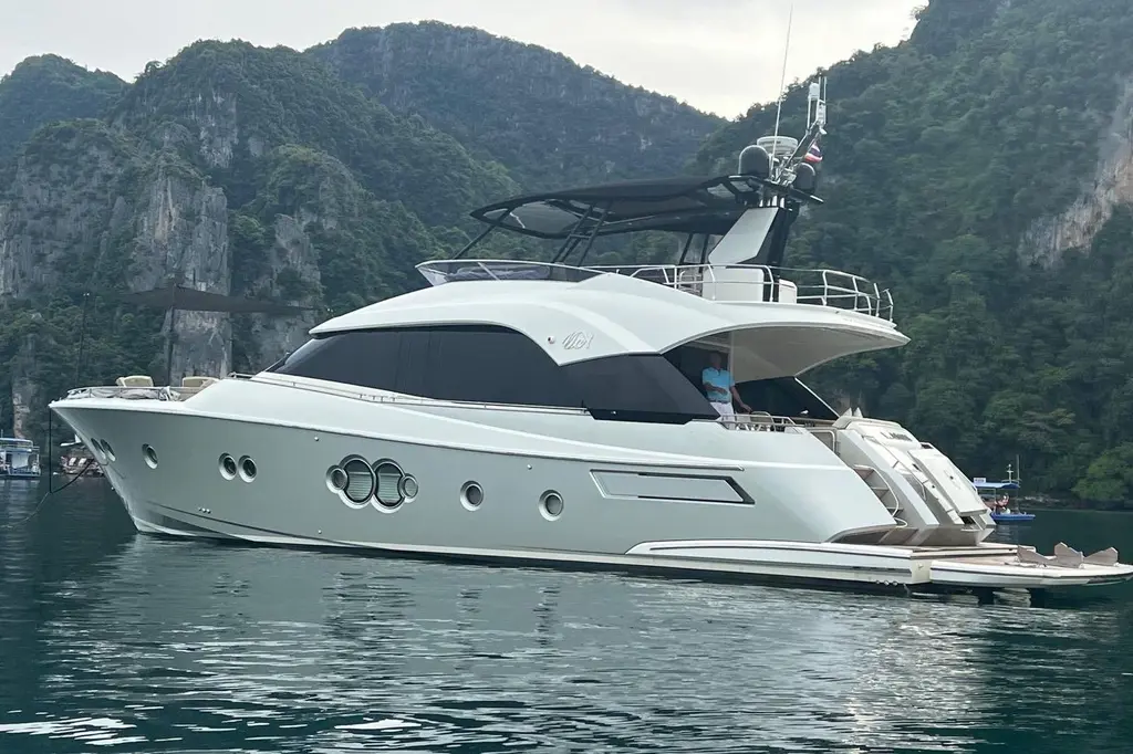 2015 monte carlo yachts mcy 70 genoa it ge for sale