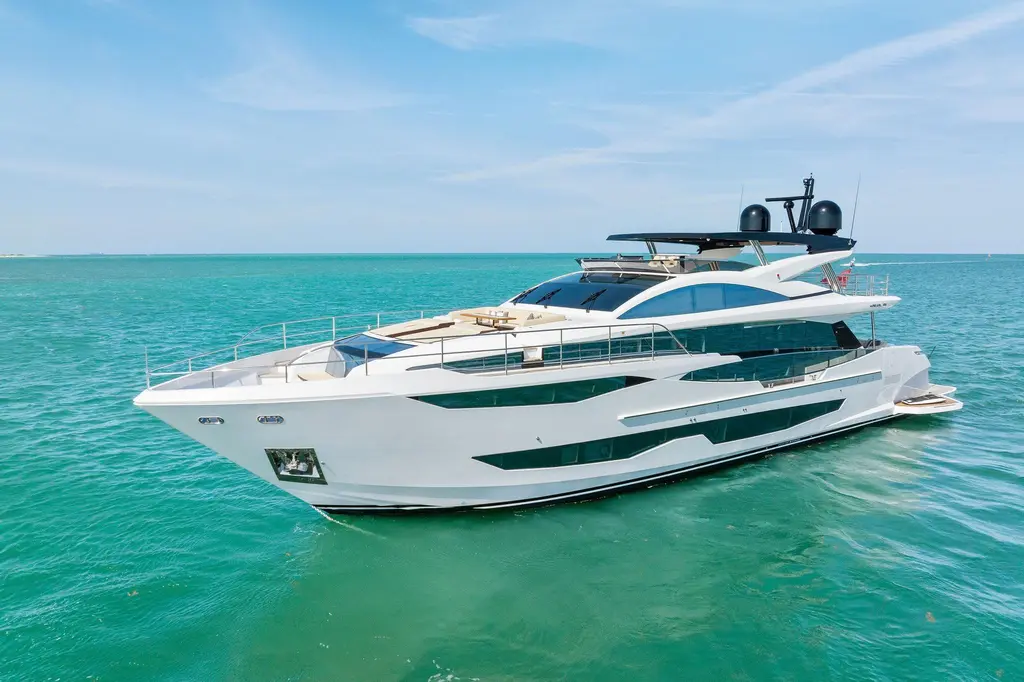 2023 Pearl 95 Yacht For Sale in Acapulco 2023 Pearl 95 Yacht For Sale in Acapulco