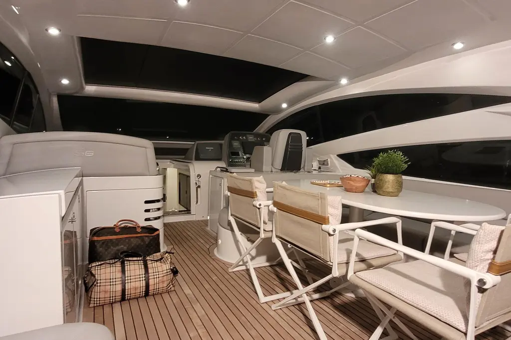 H2O 2008 Pershing 56 Yacht For Sale in La Spezia IT-SP H2O 2008 Pershing 56 Yacht For Sale in La Spezia IT-SP