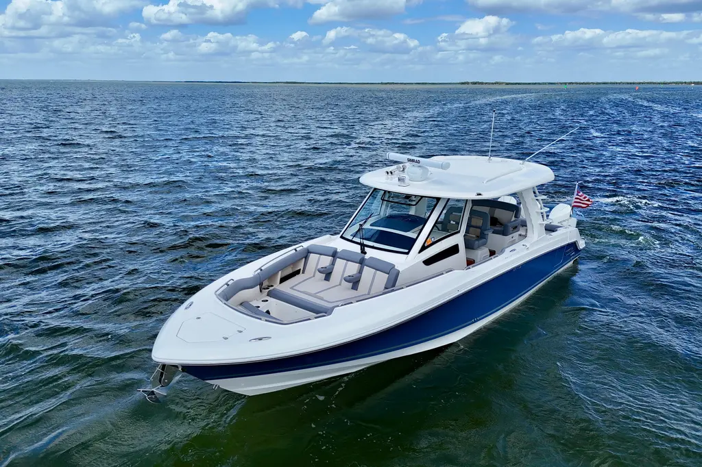 2025 Boston Whaler 350 Realm Yacht For Sale in Punta Gorda FL 2025 Boston Whaler 350 Realm Yacht For Sale in Punta Gorda FL