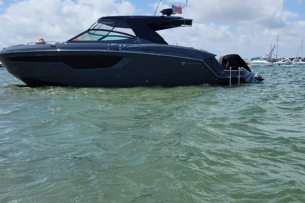 2022 Cruisers Yachts 38 GLS OB Yacht For Sale in North Palm Beach FL 2022 Cruisers Yachts 38 GLS OB Yacht For Sale in North Palm Beach FL