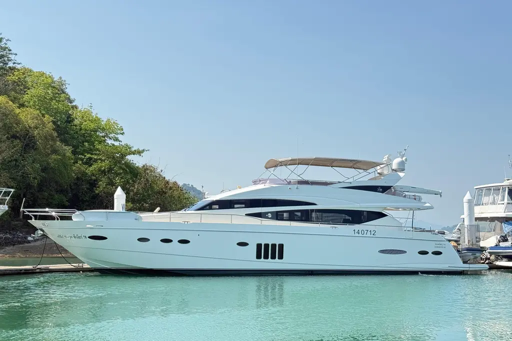 Reignwood Senior 2010 Princess 78 Motor Yacht Yacht For Sale in Phuket Reignwood Senior 2010 Princess 78 Motor Yacht Yacht For Sale in Phuket