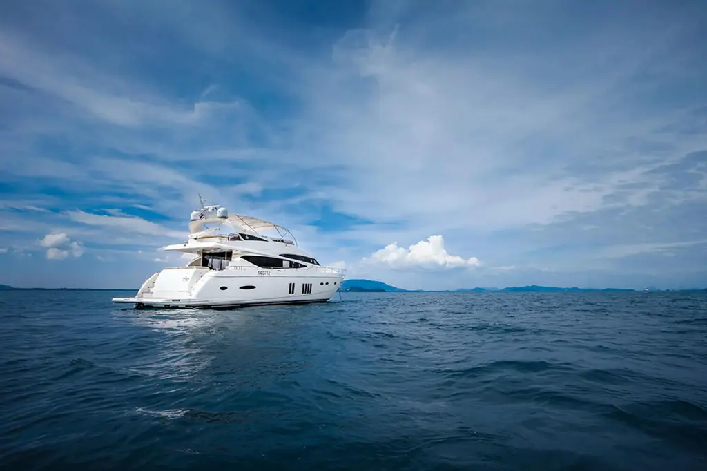 Reignwood Senior 2010 Princess 78 Motor Yacht Yacht For Sale in Phuket Reignwood Senior 2010 Princess 78 Motor Yacht Yacht For Sale in Phuket
