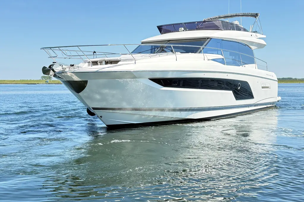 2020 Prestige 590 Yacht For Sale in Kamperland 2020 Prestige 590 Yacht For Sale in Kamperland