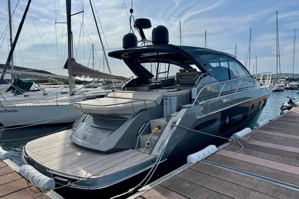 2025 Cranchi M 44 HT Yacht For Sale in Londonderry N051 2025 Cranchi M 44 HT Yacht For Sale in Londonderry N051