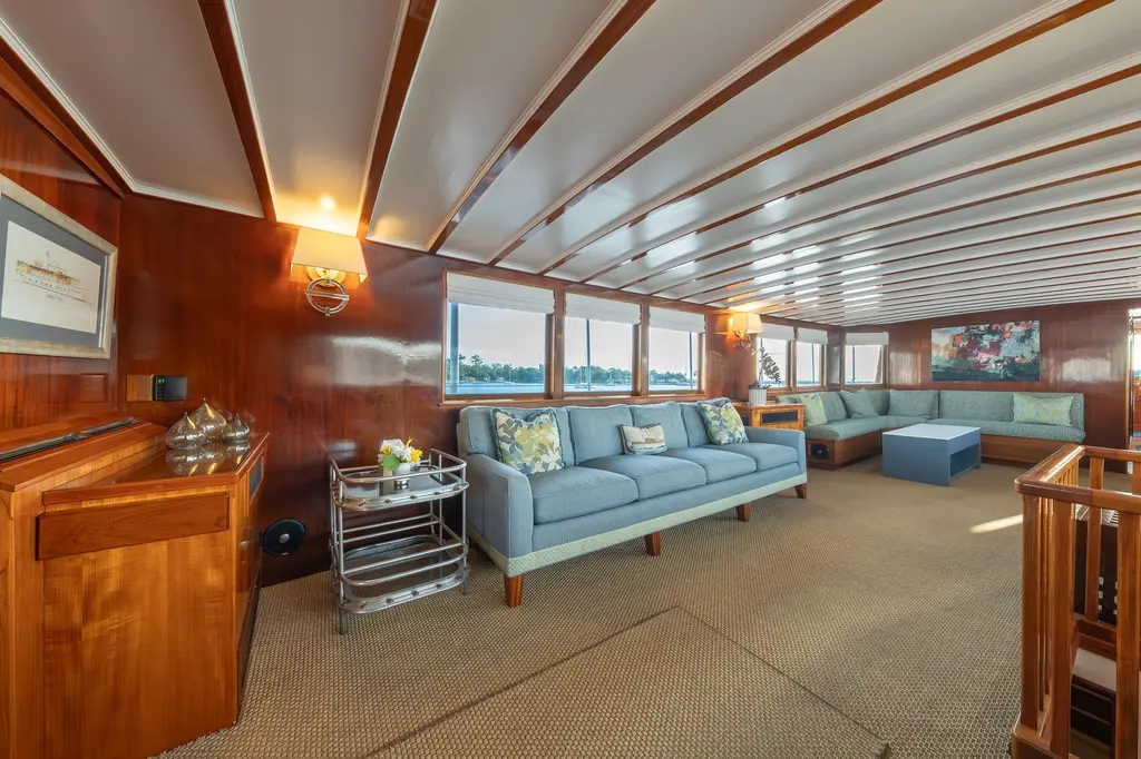 INNISFAIL 1939 Trumpy Mathis Trumpy Fantail Yacht For Sale in Jacksonville FL
