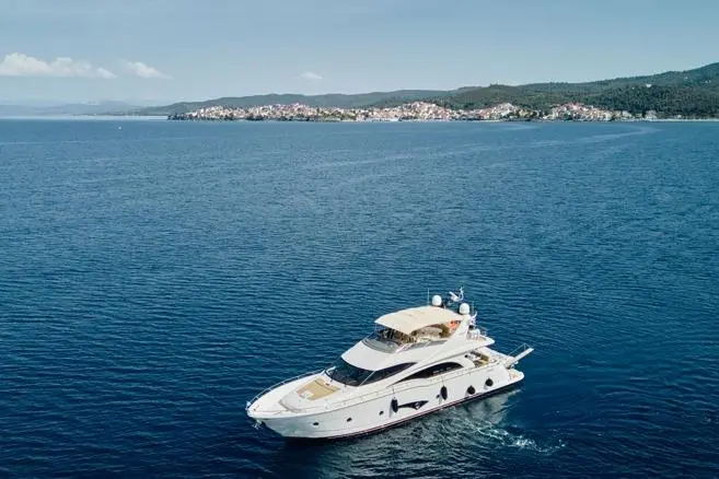 2010 Marquis 720 Yacht For Sale in Thessaloniki 2010 Marquis 720 Yacht For Sale in Thessaloniki