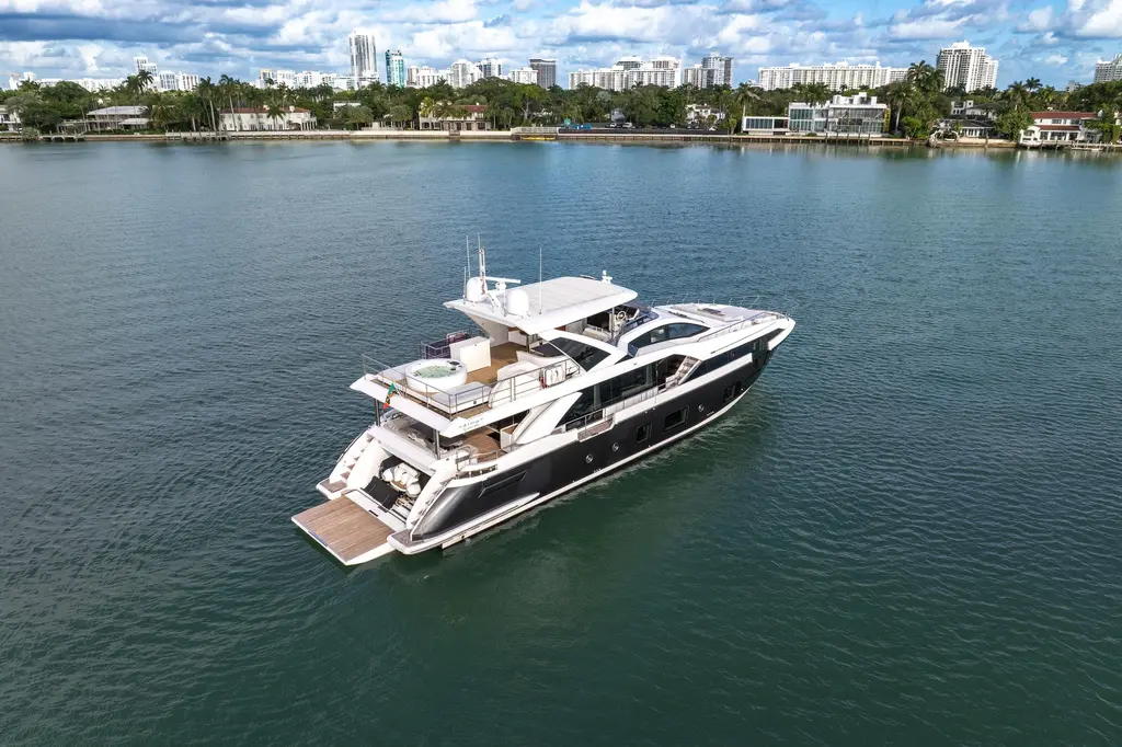 2019 Azimut Grande 27M Yacht For Sale in Genoa IT-GE 2019 Azimut Grande 27M Yacht For Sale in Genoa IT-GE