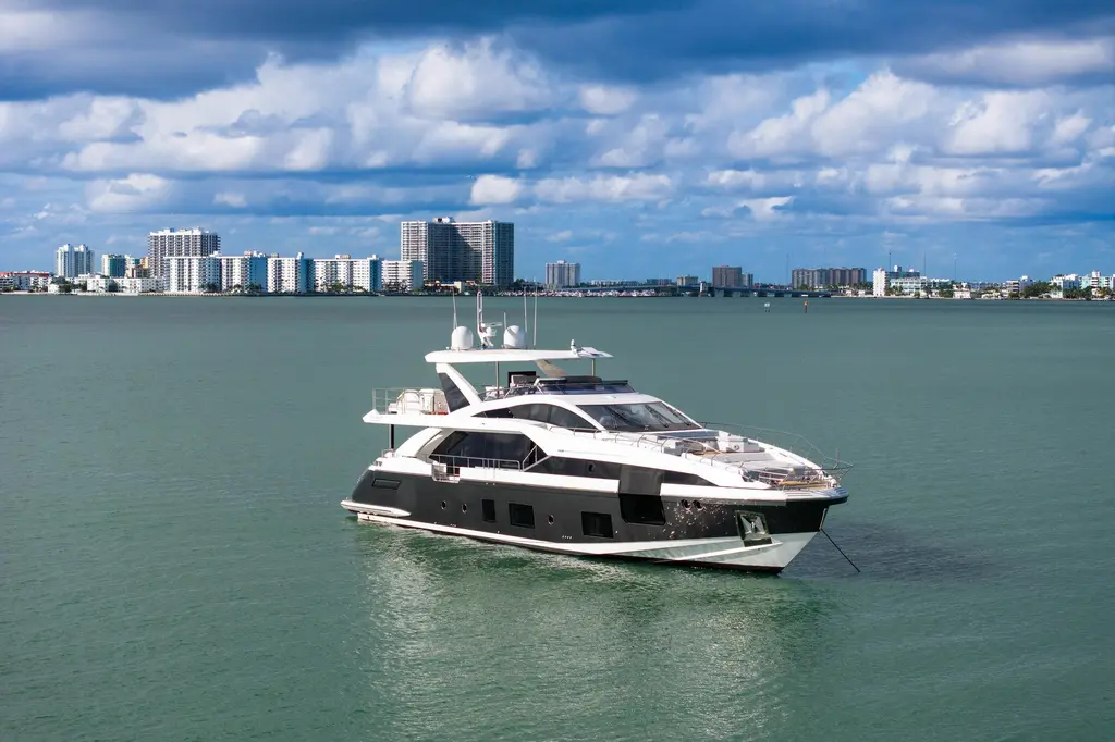 2019 Azimut Grande 27M Yacht For Sale in Genoa IT-GE 2019 Azimut Grande 27M Yacht For Sale in Genoa IT-GE