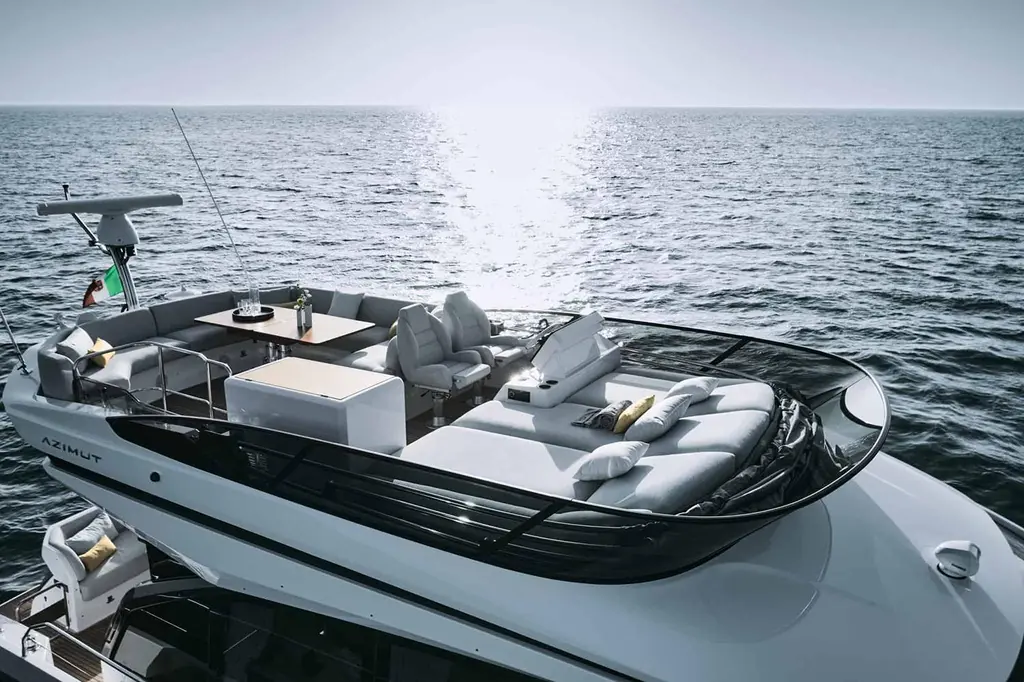 2023 Azimut Fly 53 Yacht For Sale in Dubai 2023 Azimut Fly 53 Yacht For Sale in Dubai