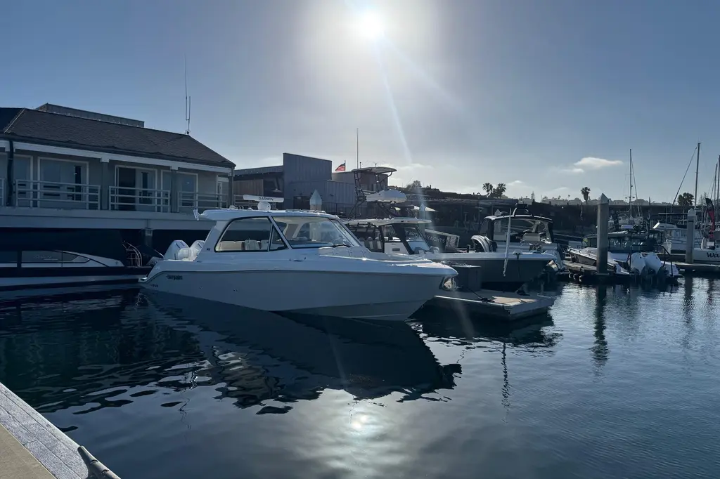 2026 Everglades 367CX Yacht For Sale in San Diego CA 2026 Everglades 367CX Yacht For Sale in San Diego CA