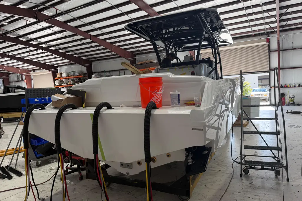 2027 Nor-Tech 390 Sport Center Console Yacht For Sale in Lake Ozark MO 2027 Nor-Tech 390 Sport Center Console Yacht For Sale in Lake Ozark MO