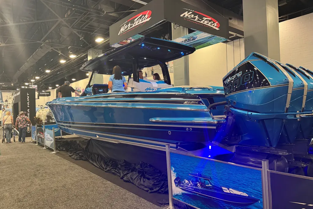 2028 Nor-Tech 42 Eleven Yacht For Sale in Lake Ozark MO 2028 Nor-Tech 42 Eleven Yacht For Sale in Lake Ozark MO