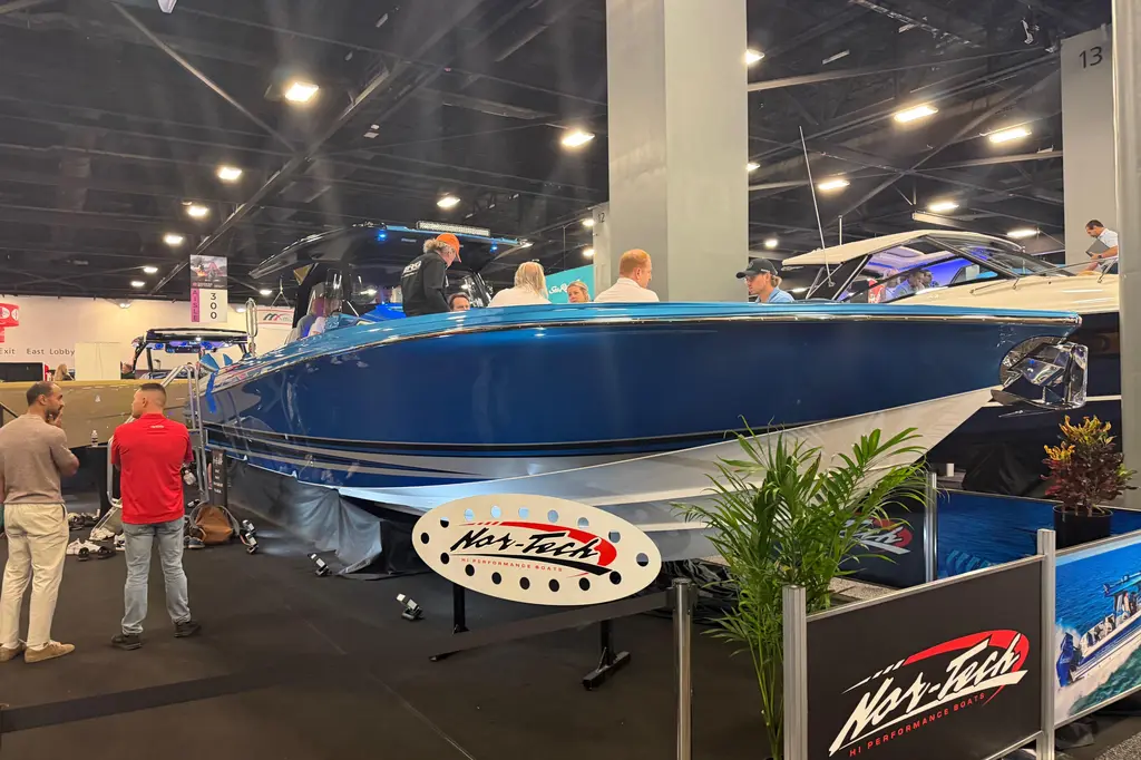 2028 Nor-Tech 42 Eleven Yacht For Sale in Lake Ozark MO 2028 Nor-Tech 42 Eleven Yacht For Sale in Lake Ozark MO
