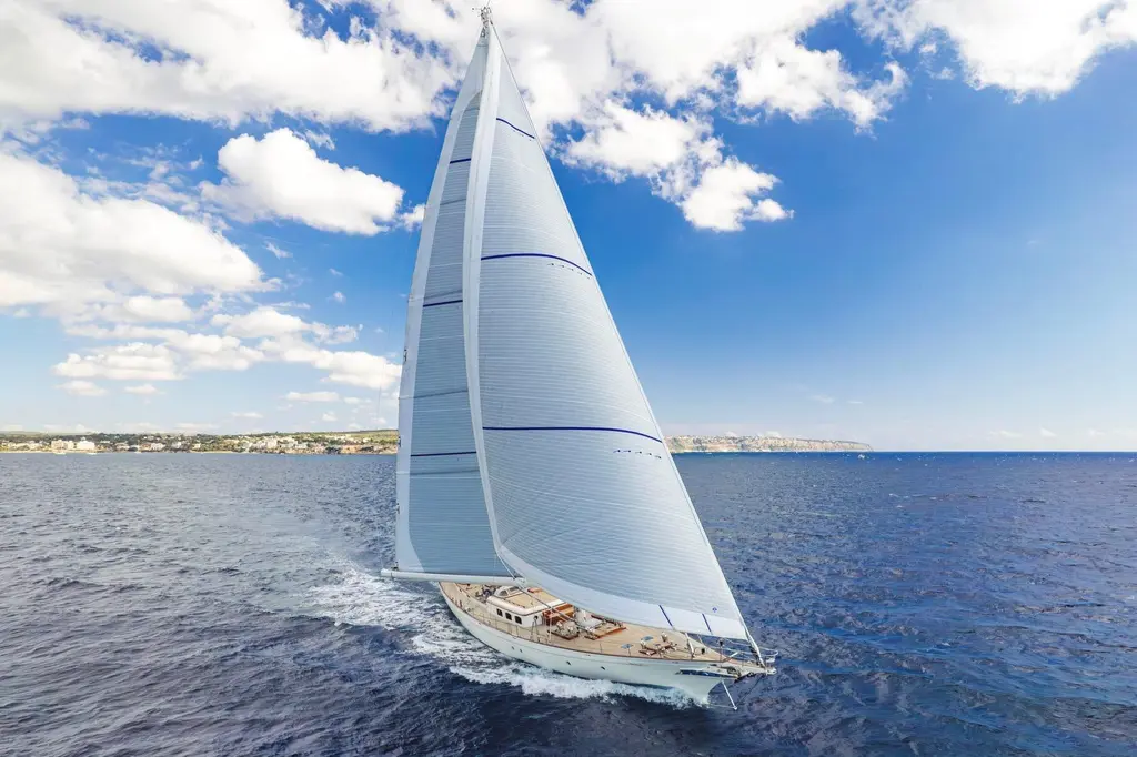 FOFTEIN 1999 Royal Huisman Cutter sloop Yacht For Sale in Palma FOFTEIN 1999 Royal Huisman Cutter sloop Yacht For Sale in Palma