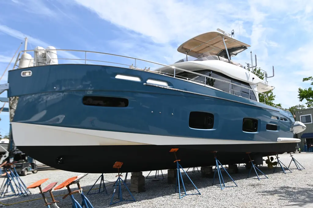 SPARROW 2014 Azimut Magellano 50 Yacht For Sale in Crownsville MD SPARROW 2014 Azimut Magellano 50 Yacht For Sale in Crownsville MD