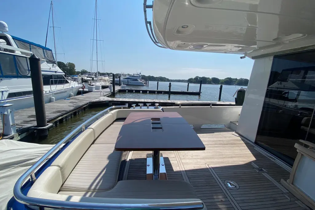 SPARROW 2014 Azimut Magellano 50 Yacht For Sale in Crownsville MD SPARROW 2014 Azimut Magellano 50 Yacht For Sale in Crownsville MD