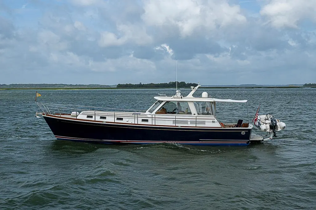 BELLA BLUE 2004 Grand Banks 49 Eastbay HX Yacht For Sale in Hilton Head Island SC BELLA BLUE 2004 Grand Banks 49 Eastbay HX Yacht For Sale in Hilton Head Island SC