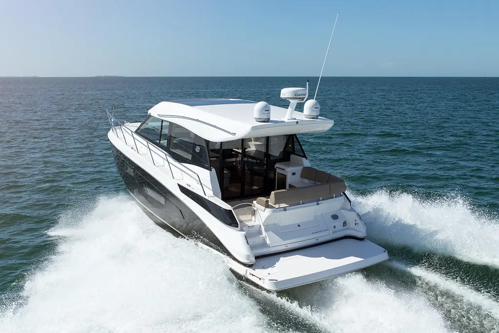 2021 Regal 42 Grande Coupe Yacht For Sale in Sandusky OH 2021 Regal 42 Grande Coupe Yacht For Sale in Sandusky OH