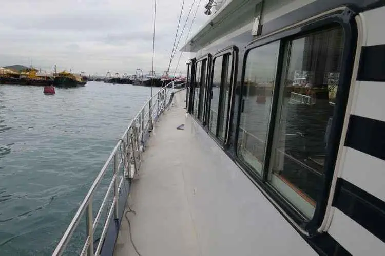 BUMBLE DUCK 2014 Diesel Duck 54 Yacht For Sale in Tanjong Tokong BUMBLE DUCK 2014 Diesel Duck 54 Yacht For Sale in Tanjong Tokong