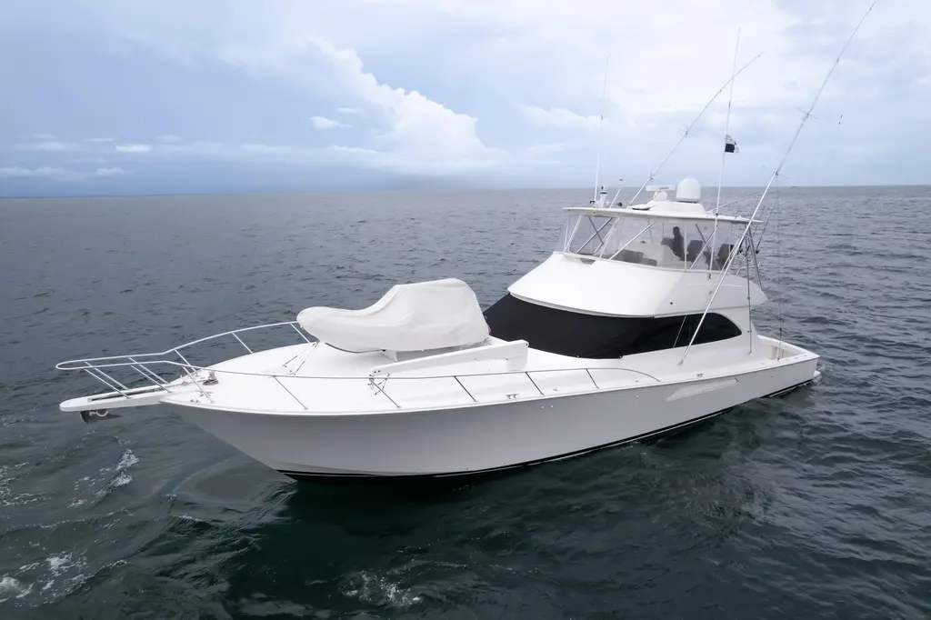 2010 Viking 60 Convertible Yacht For Sale in Panama City 2010 Viking 60 Convertible Yacht For Sale in Panama City