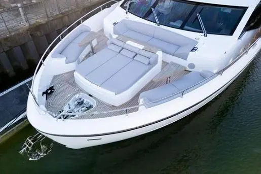 2026 Sunseeker 90 Ocean Yacht For Sale in Phuket 2026 Sunseeker 90 Ocean Yacht For Sale in Phuket