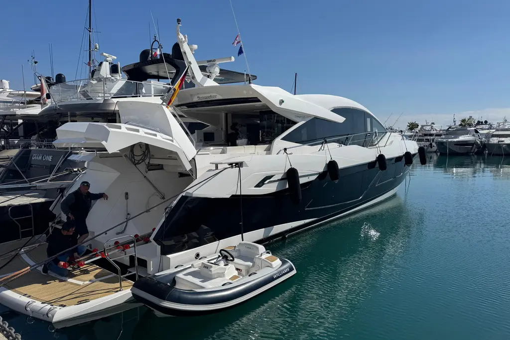 ETIKA 2019 Sunseeker Predator 74 Yacht For Sale in Beaulieu-sur-Mer ETIKA 2019 Sunseeker Predator 74 Yacht For Sale in Beaulieu-sur-Mer
