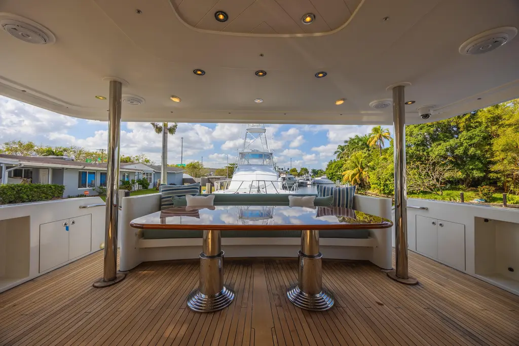 Cerca Trova 2011 Westport 112 Yacht For Sale in Fort Lauderdale FL Cerca Trova 2011 Westport 112 Yacht For Sale in Fort Lauderdale FL