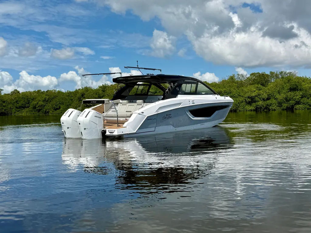 2024 Cruisers Yachts 42 GLS OB Yacht For Sale in Fort Myers FL 2024 Cruisers Yachts 42 GLS OB Yacht For Sale in Fort Myers FL