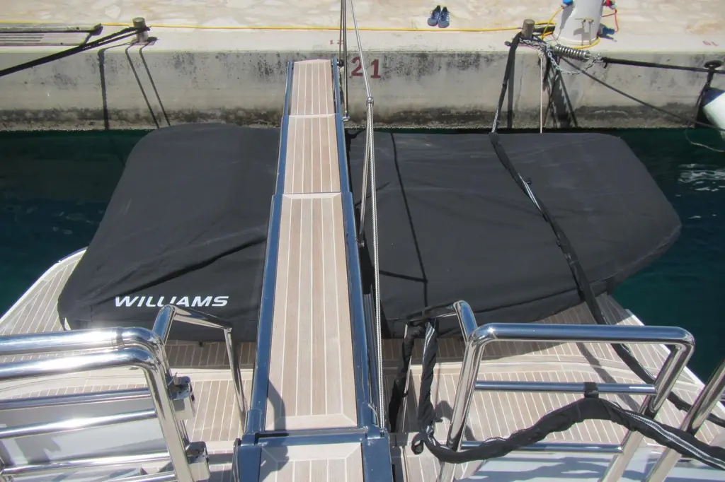 2008 Princess V70 Yacht For Sale in Rogoznica 2008 Princess V70 Yacht For Sale in Rogoznica
