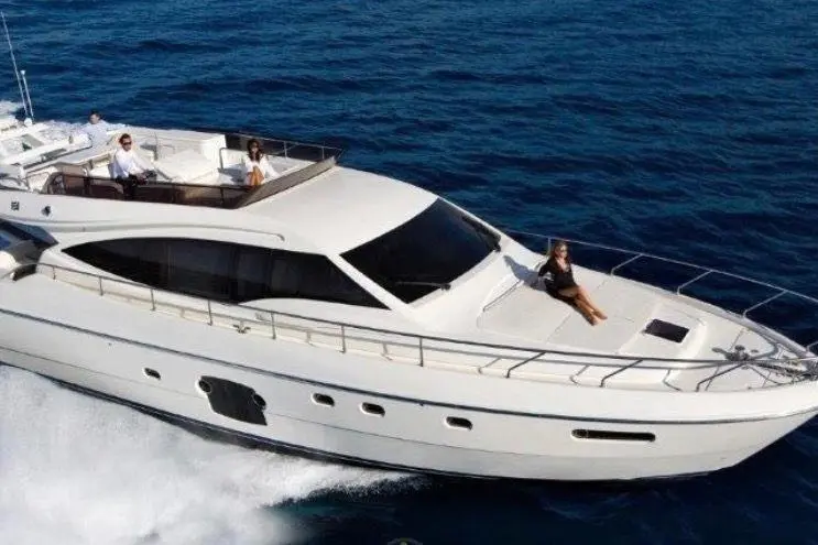 L 'Envie 2009 Ferretti Yachts 592 Yacht For Sale in Canet-en-Roussillon 66 L 'Envie 2009 Ferretti Yachts 592 Yacht For Sale in Canet-en-Roussillon 66