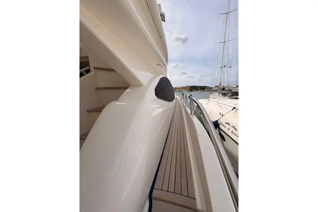 L 'Envie 2009 Ferretti Yachts 592 Yacht For Sale in Canet-en-Roussillon 66 L 'Envie 2009 Ferretti Yachts 592 Yacht For Sale in Canet-en-Roussillon 66