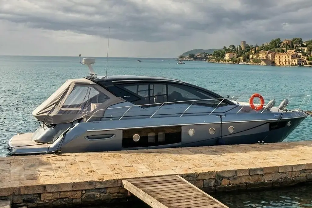 Cranchi 2021 Cranchi M44 HT Yacht For Sale in Varna Cranchi 2021 Cranchi M44 HT Yacht For Sale in Varna