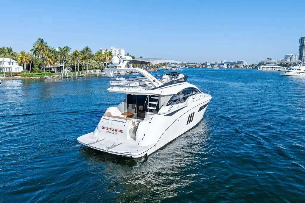 2014 Sea Ray 510 Fly Yacht For Sale in Aventura FL 2014 Sea Ray 510 Fly Yacht For Sale in Aventura FL