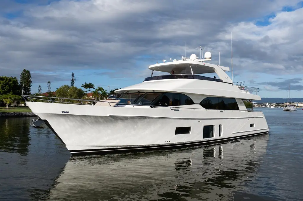2019 ocean alexander 85 motoryacht catalyst gold coast qld for sale