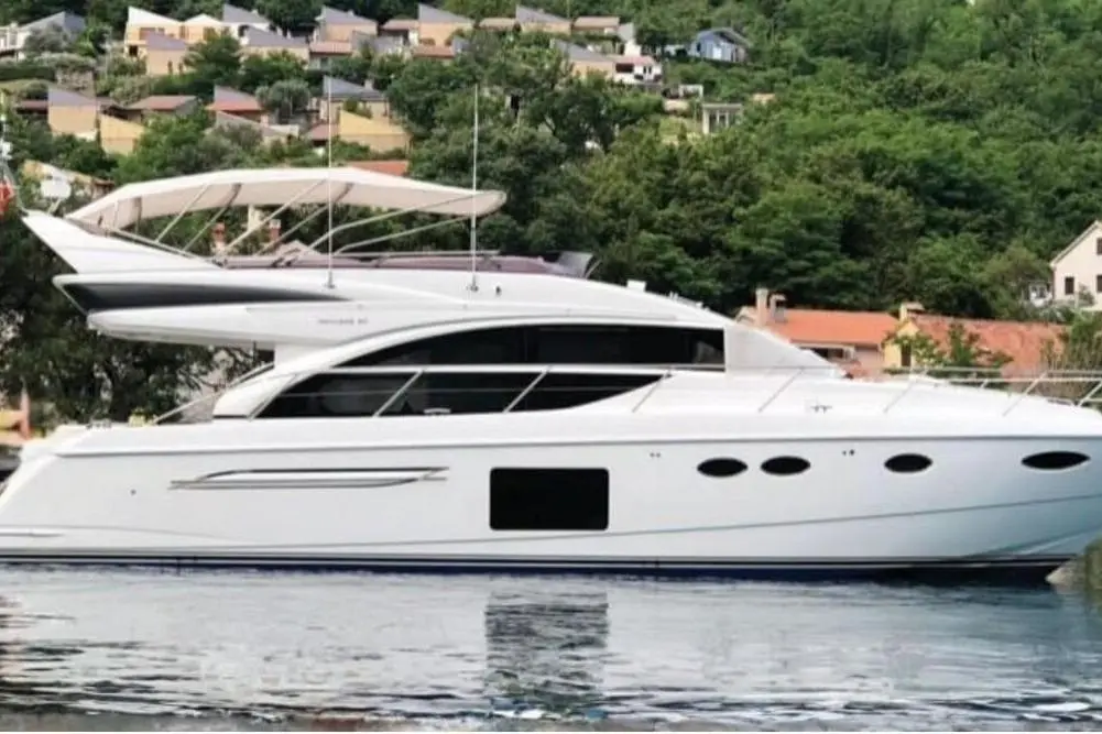 ASTRO 2017 Princess 60 Flybridge Yacht For Sale in Fethiye ASTRO 2017 Princess 60 Flybridge Yacht For Sale in Fethiye