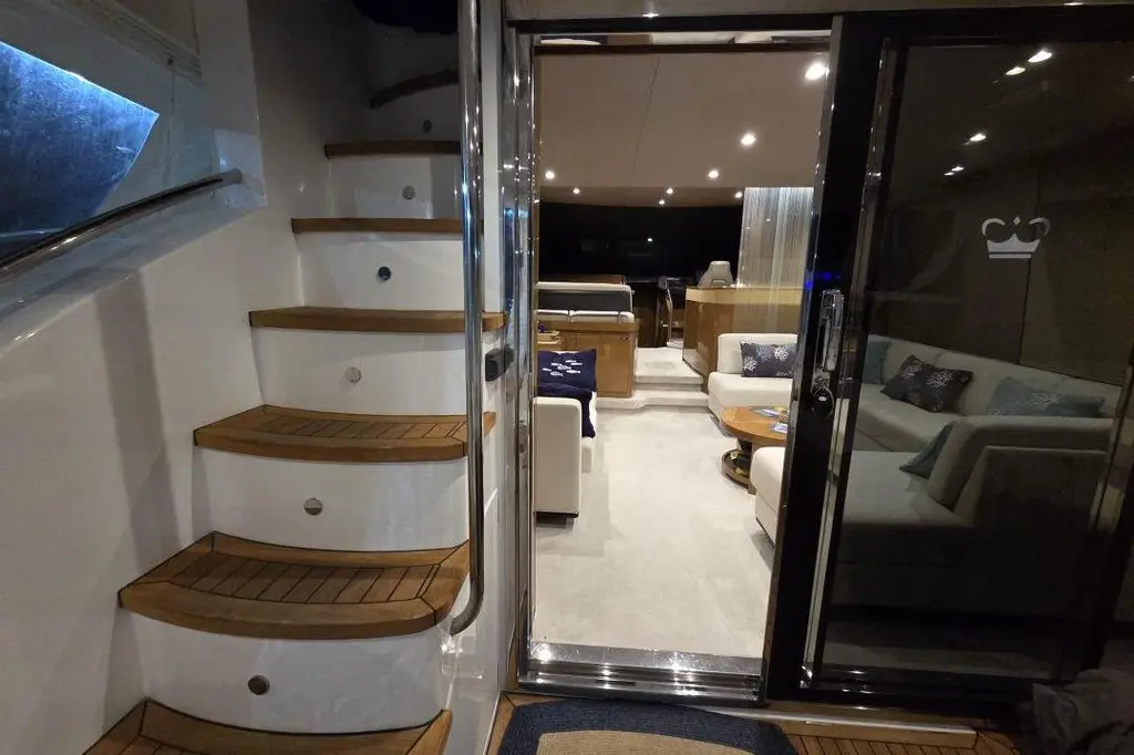 ASTRO 2017 Princess 60 Flybridge Yacht For Sale in Fethiye ASTRO 2017 Princess 60 Flybridge Yacht For Sale in Fethiye